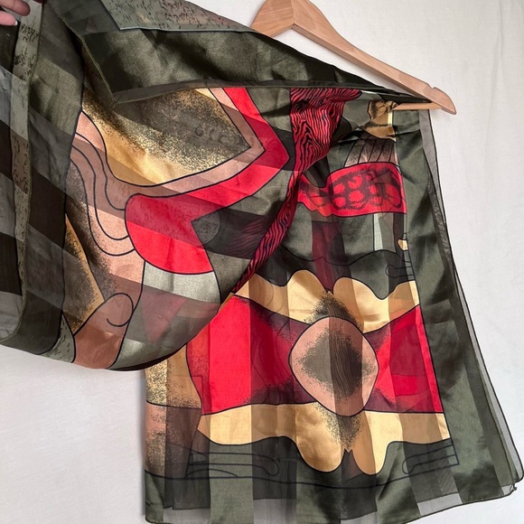One of a Kind Vintage Silk Picasso headscarf - Picture 4 of 5